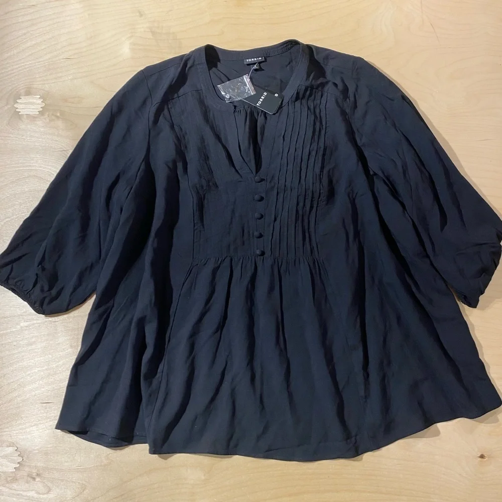 torrid chic black